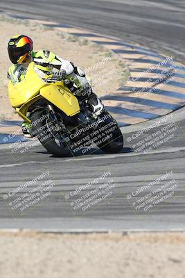 media/Dec-01-2025-Moto Forza (Mon) [[2daa91e15f]]/2-Intermediate Group/Session 2 (Turns 9 and 10)/